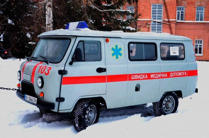 «Нафтогазвидобування» передало новий санітарний автомобіль селам Миргородщини