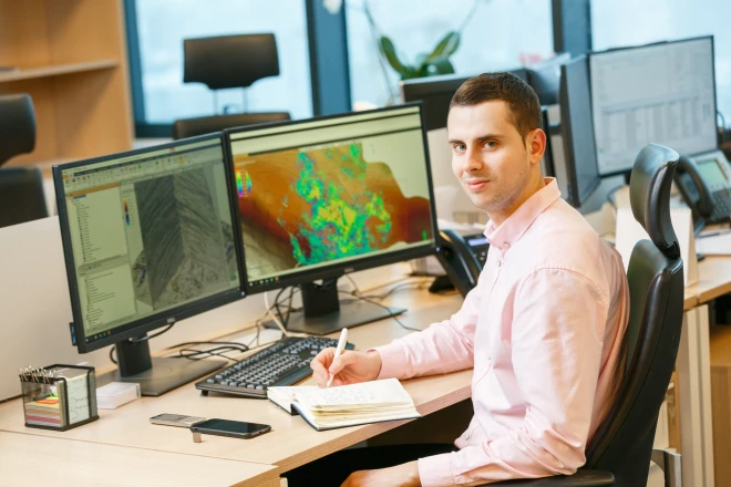 Expanding the Use of Innovative Technologies in Geology