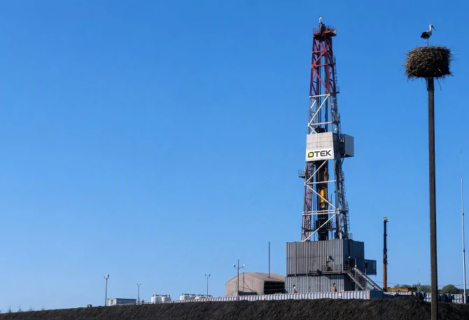 DTEK Oil&Gas Accelerates Well Drilling by 20% Using VerticalScout® Technology